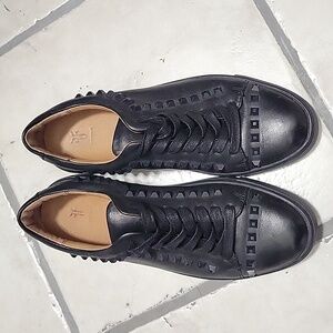 Rare! Frye Ivy Deco Stud All Black Leather Sneakers
